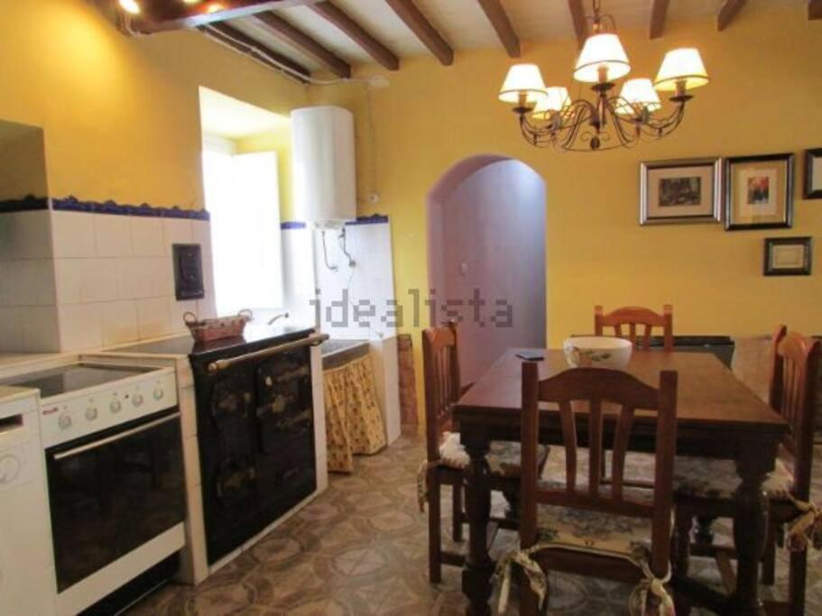 Casa Rural El Huerto. Las Mascotas Son Bienvenidas سوتو ديل باركو المظهر الخارجي الصورة